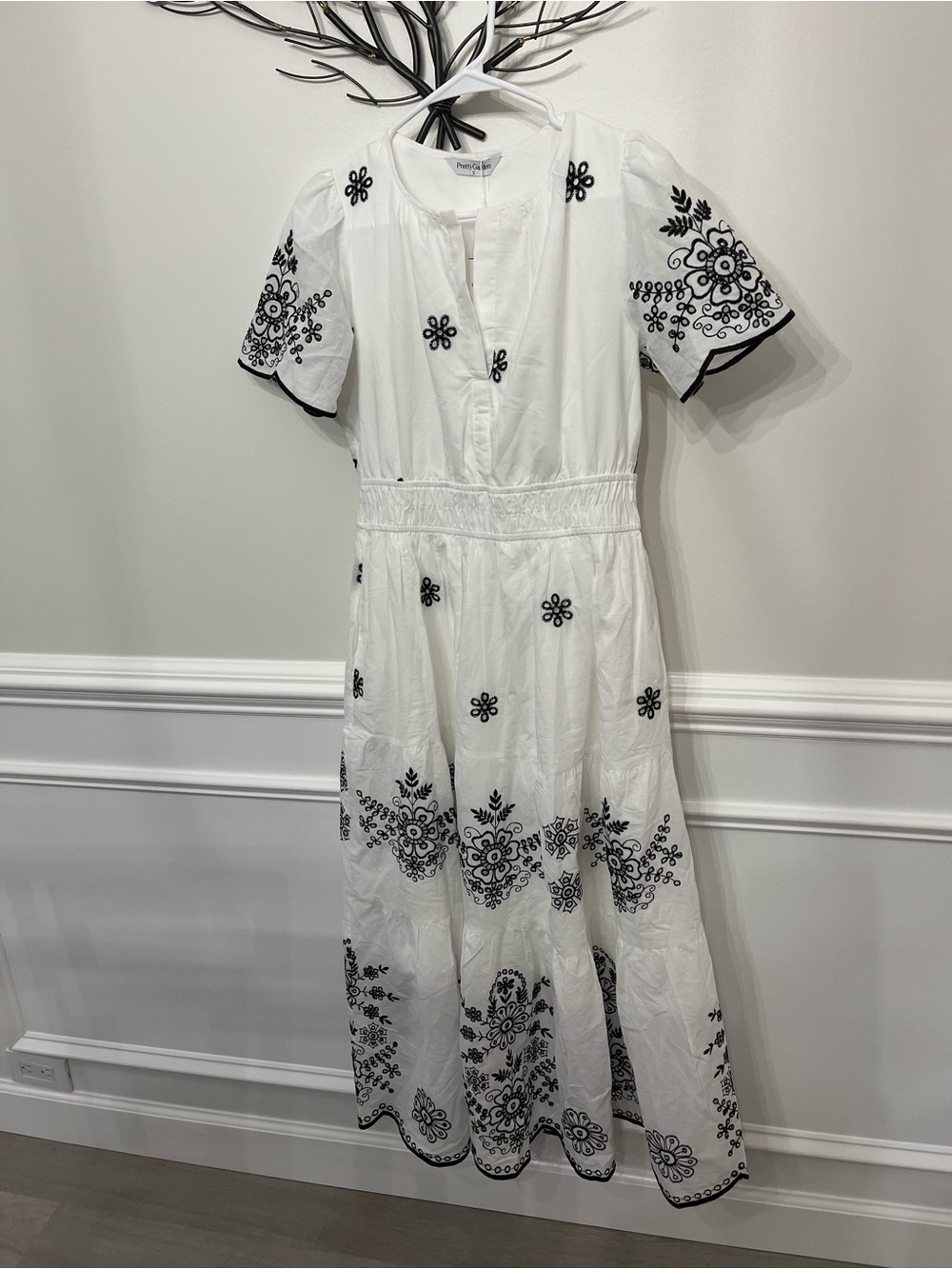PrettyGarden White Black Embroidered Midi Dress Size Small NWT